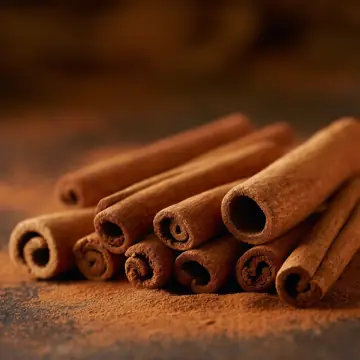 Cinnamon sticks on ground cinnamon